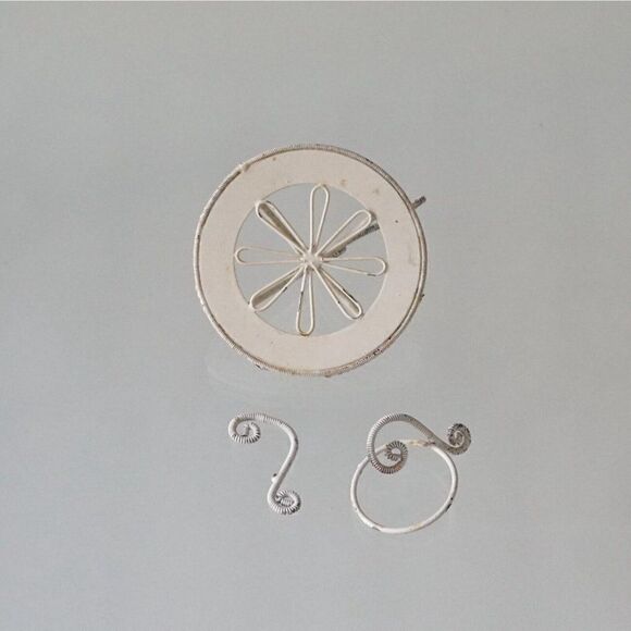 Vintage Dollhouse Furniture Patio Table For Repairs Restore AS IS - Picture 3 of 4